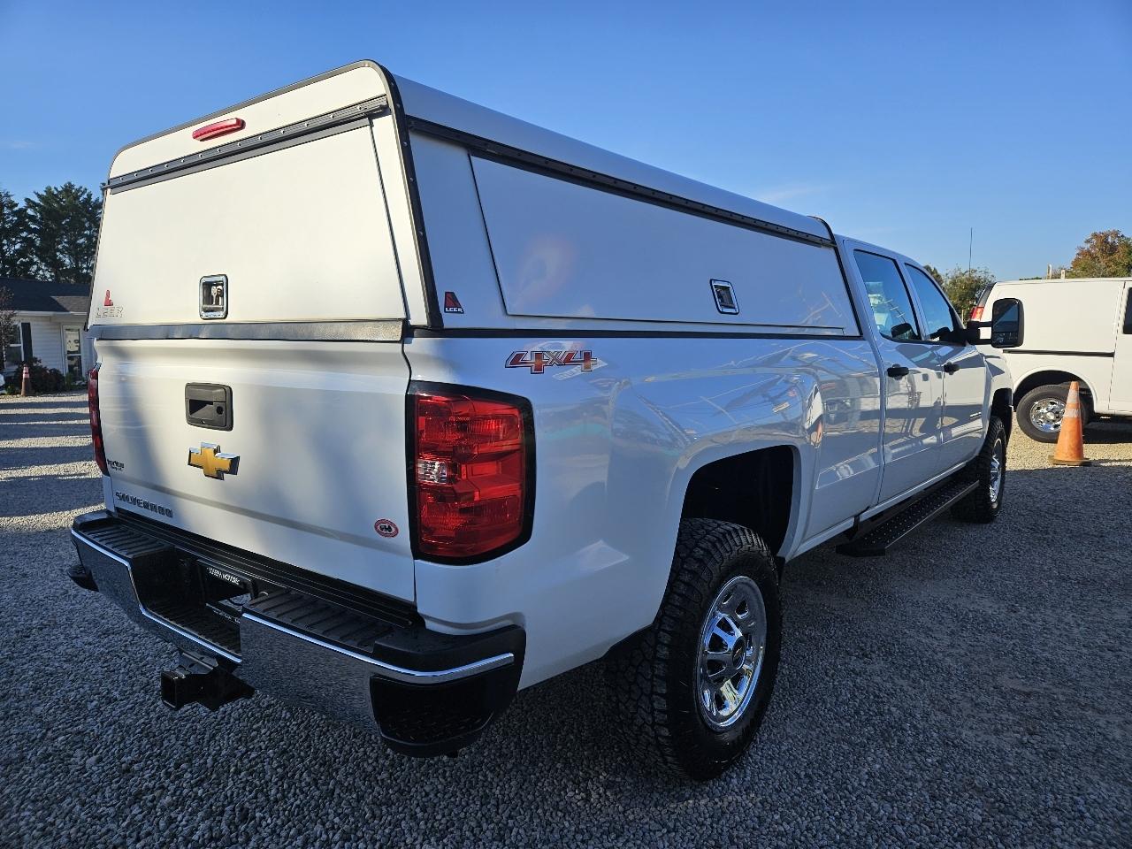 Chevrolet Silverado 3500HD Work Truck Crew Cab Long Box 4WD 2017