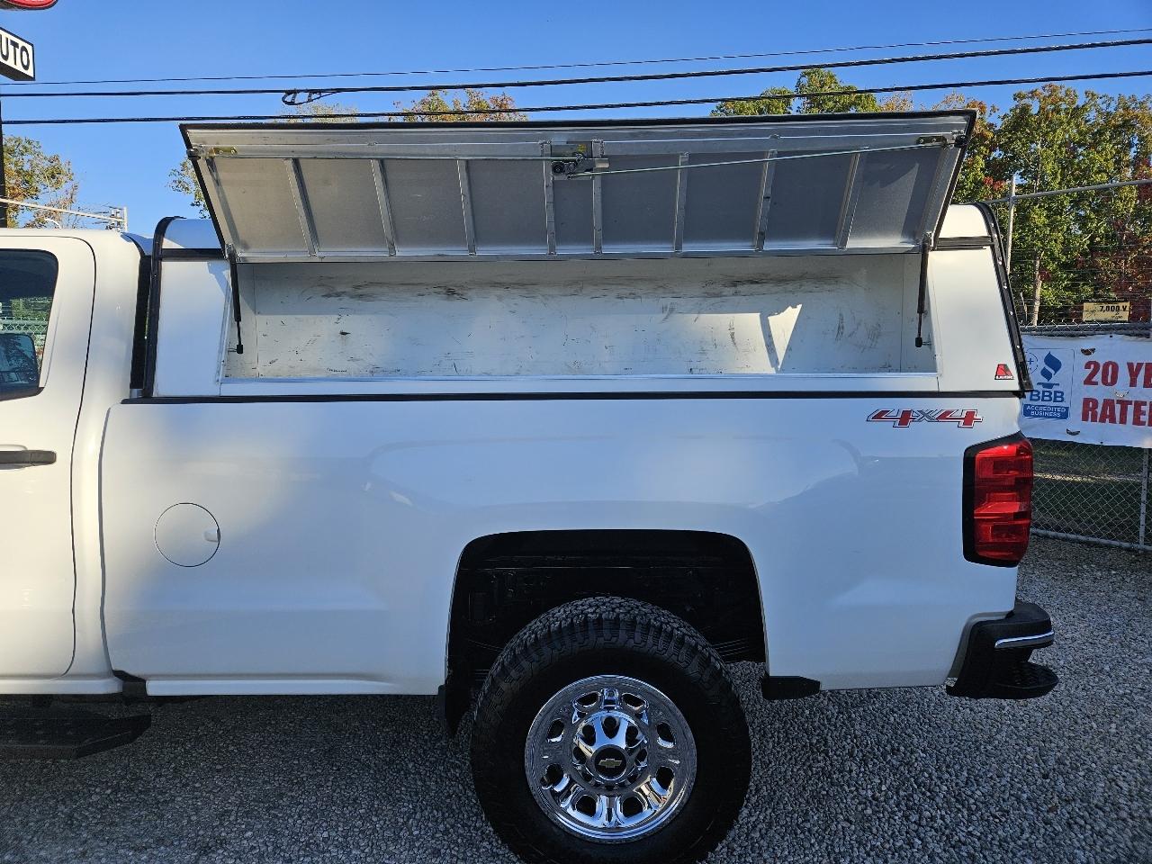 Chevrolet Silverado 3500HD Work Truck Crew Cab Long Box 4WD 2017