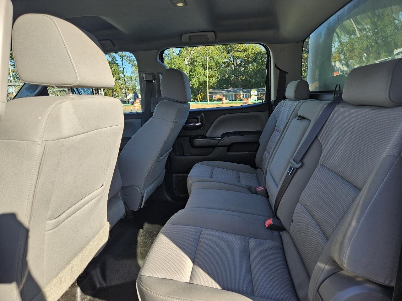 Chevrolet Silverado 3500HD Work Truck Crew Cab Long Box 4WD 2017