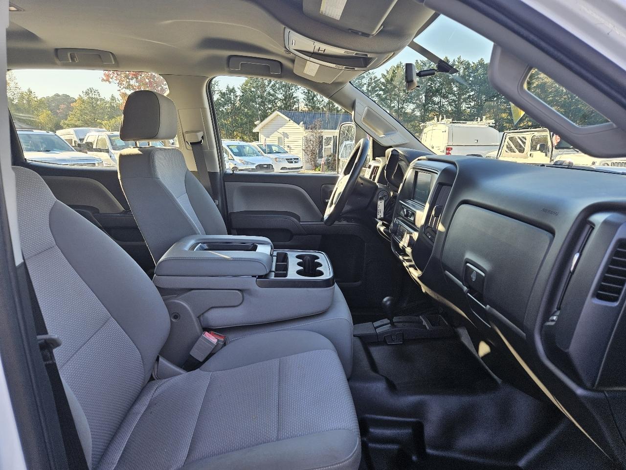 Chevrolet Silverado 3500HD Work Truck Crew Cab Long Box 4WD 2017