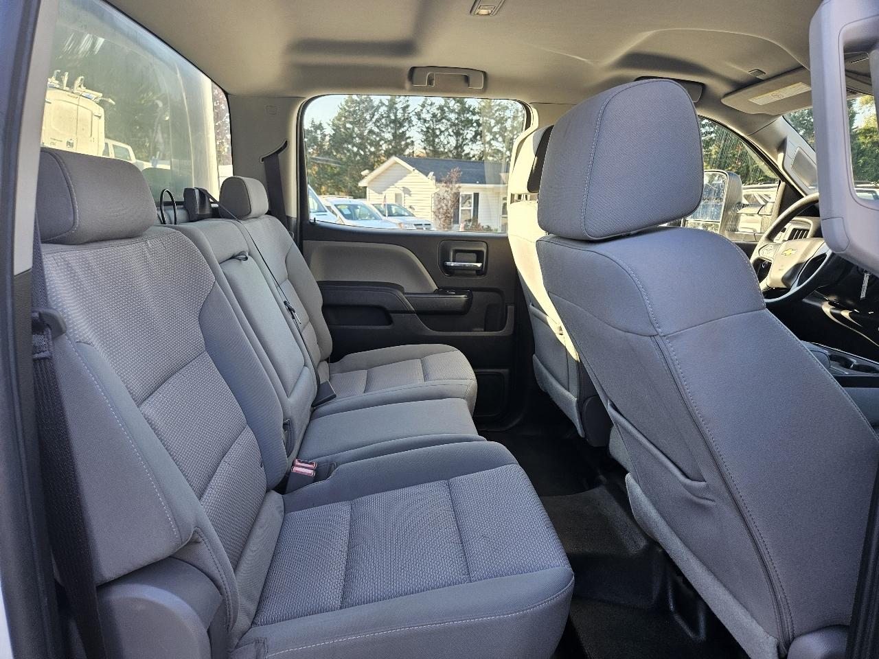 Chevrolet Silverado 3500HD Work Truck Crew Cab Long Box 4WD 2017
