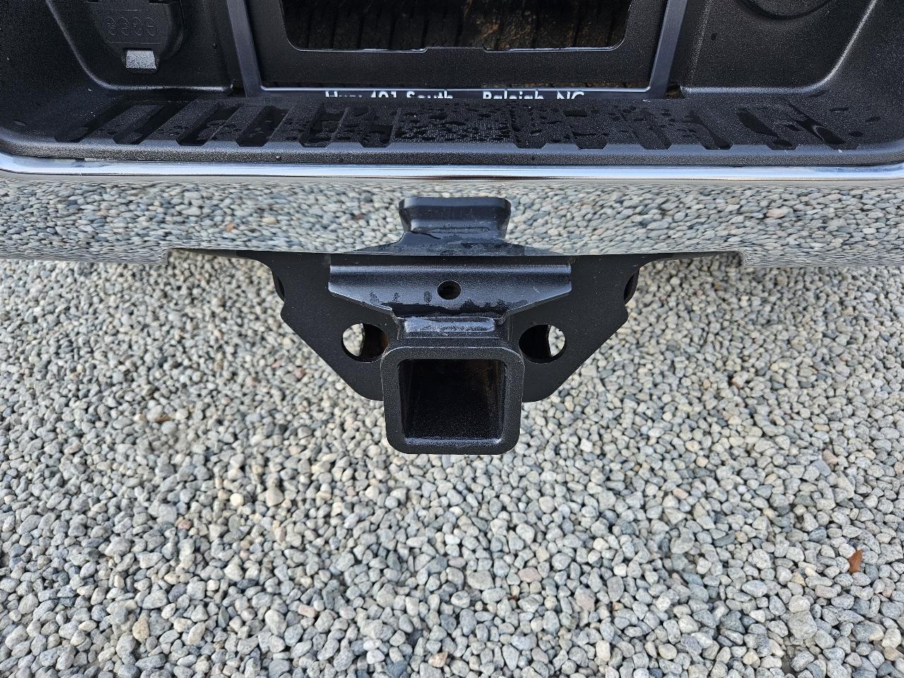 Chevrolet Silverado 3500HD Work Truck Crew Cab Long Box 4WD 2017