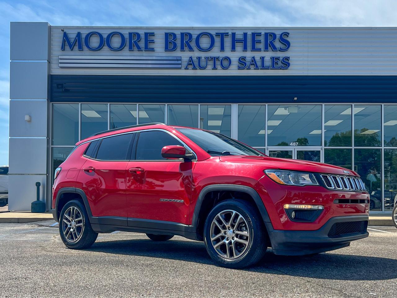 2019 Jeep Compass Latitude w/Sun/Wheel Pkg FWD