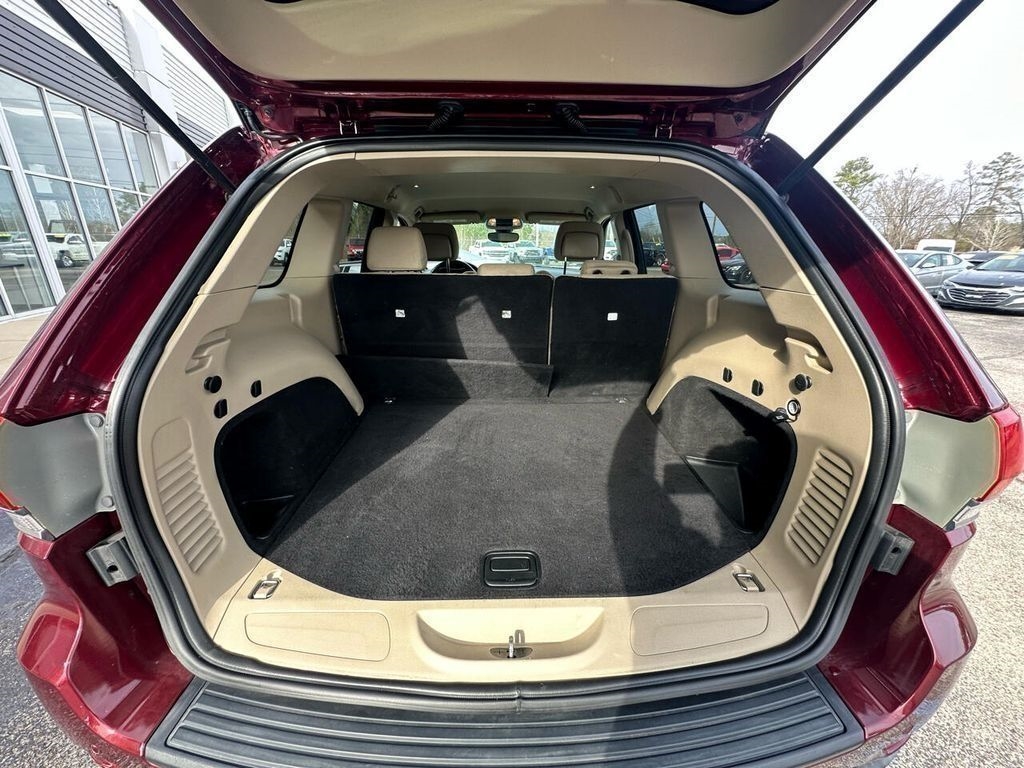 Jeep Grand Cherokee Laredo 4x2 2017