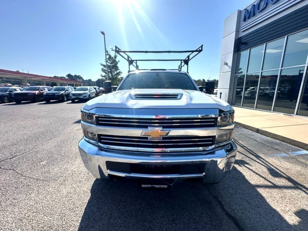 Chevrolet Silverado 3500HD 4WD Crew Cab 171.5" WB, 59.06" CA WT 2018