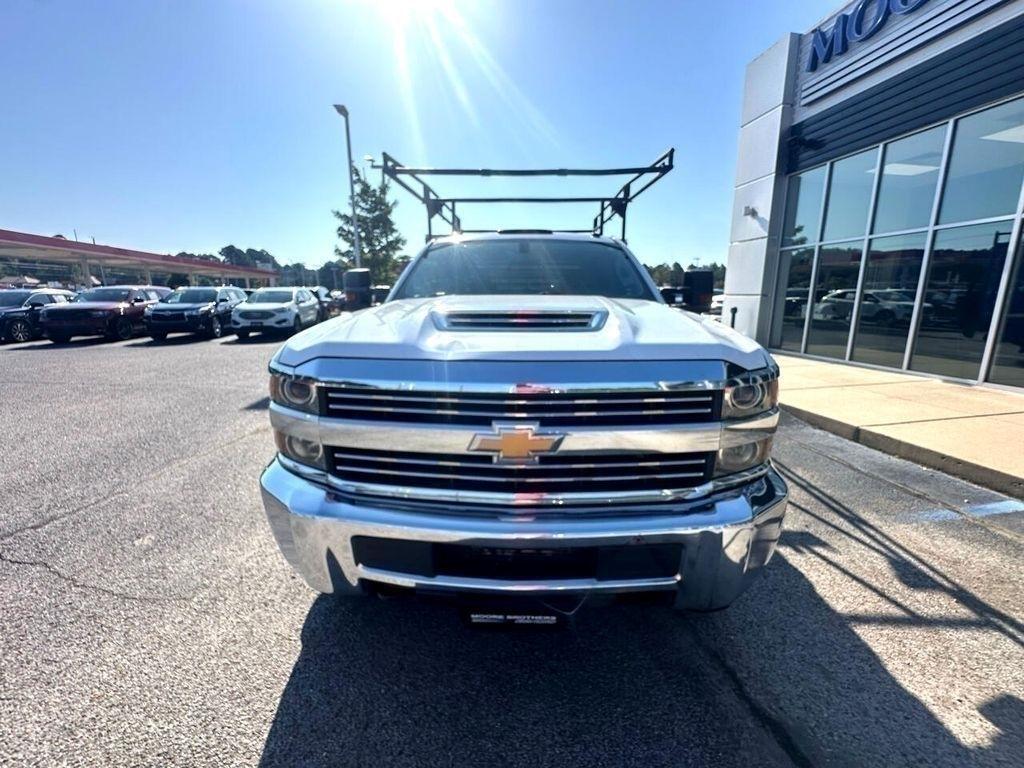 Chevrolet Silverado 3500HD 4WD Crew Cab 171.5" WB, 59.06" CA WT 2018