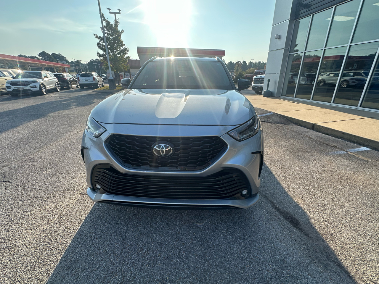 Toyota Highlander XSE AWD (Natl) 2021