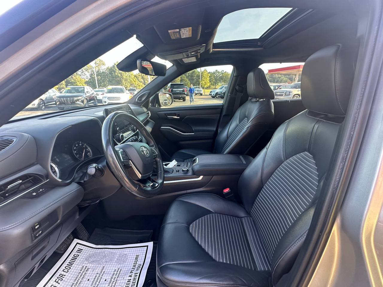 Toyota Highlander XSE AWD (Natl) 2021