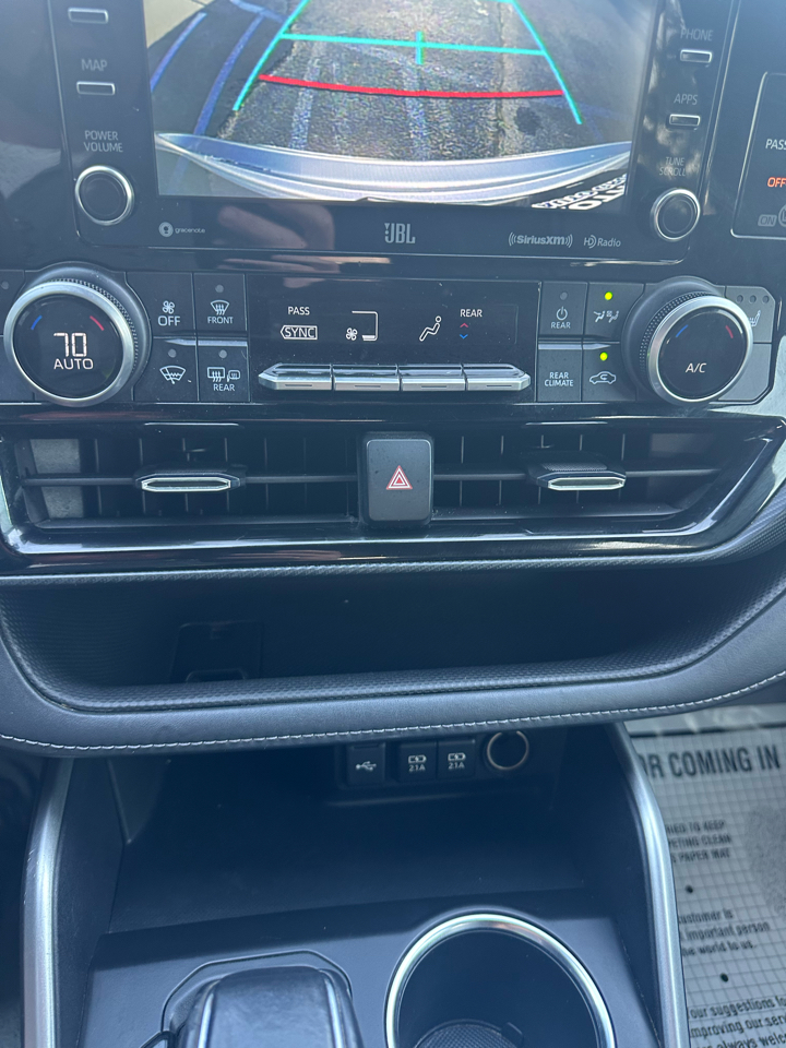 Toyota Highlander XSE AWD (Natl) 2021