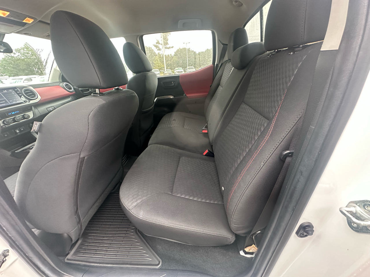 2022 Toyota Tacoma 4x4 TRD Double Cab V6 photo 10