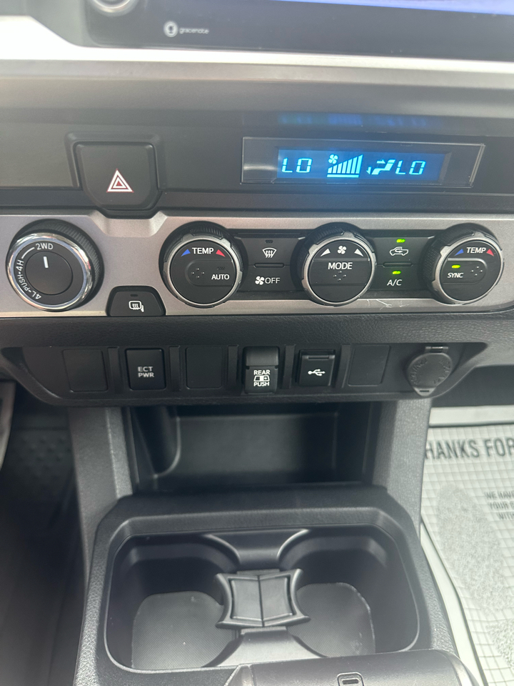 2022 Toyota Tacoma 4x4 TRD Double Cab V6 photo 14