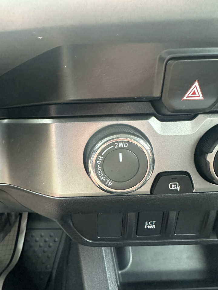 2022 Toyota Tacoma 4x4 TRD Double Cab V6 photo 15