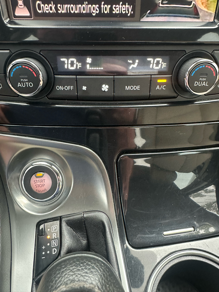 2021 Nissan Maxima Platinum photo 11