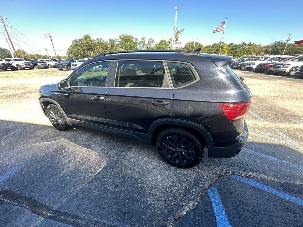 Volkswagen Taos S FWD 2022