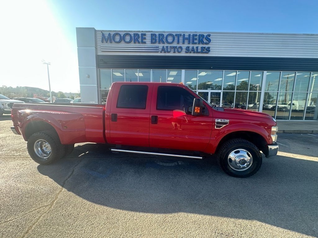 2008 Ford Super Duty F-350 DRW Lariat 4WD Crew Cab 8' Box