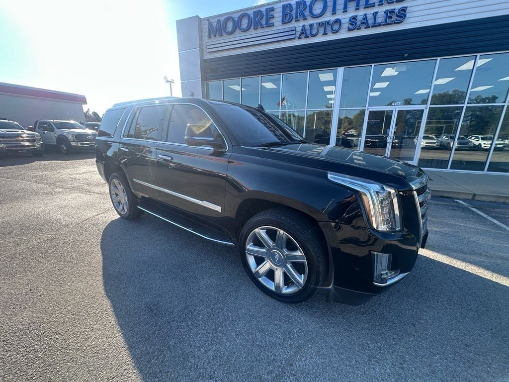 Cadillac Escalade 2WD 4dr Luxury 2020
