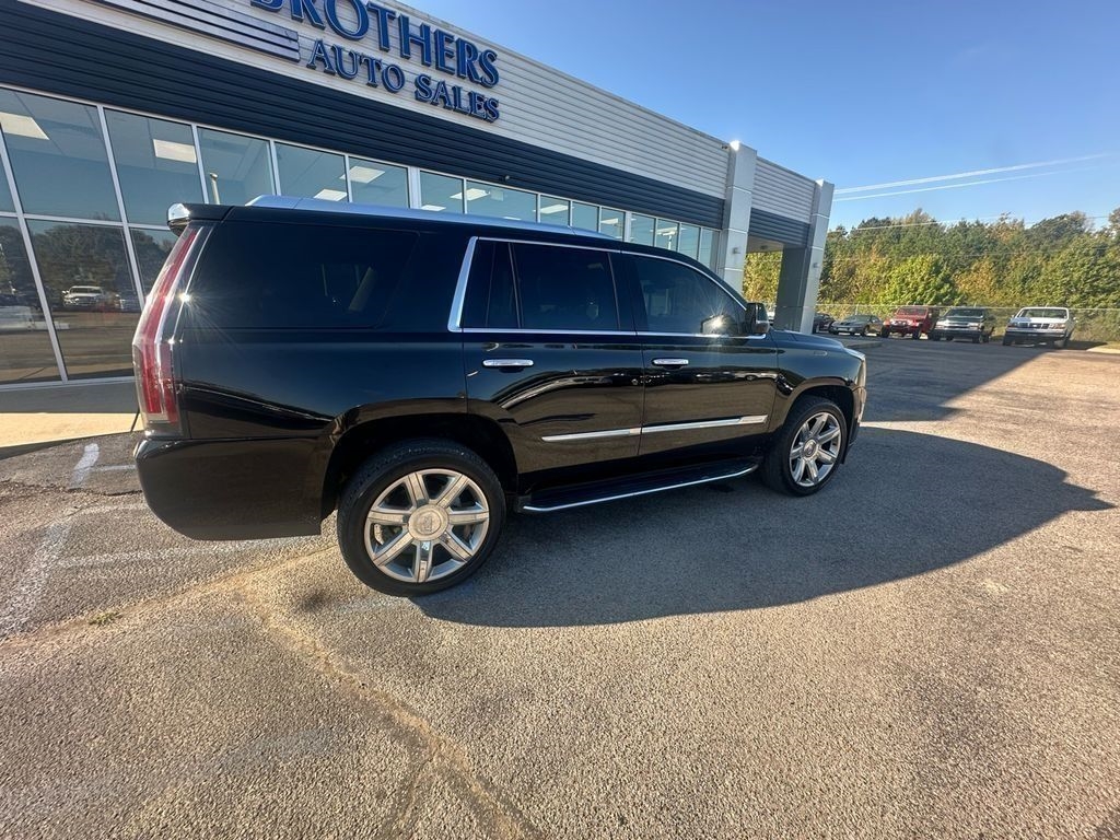 Cadillac Escalade 2WD 4dr Luxury 2020