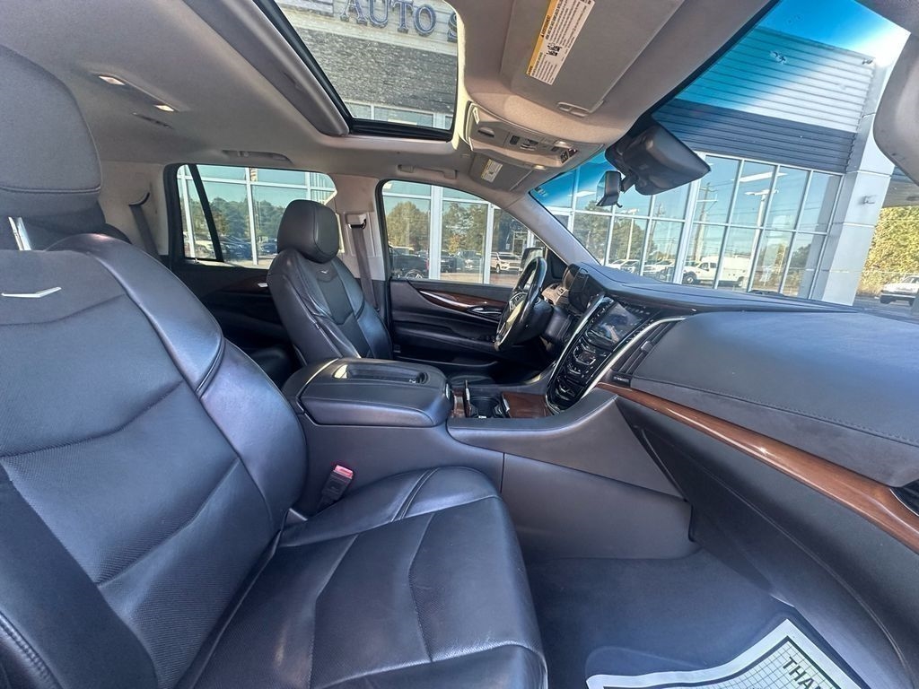 Cadillac Escalade 2WD 4dr Luxury 2020