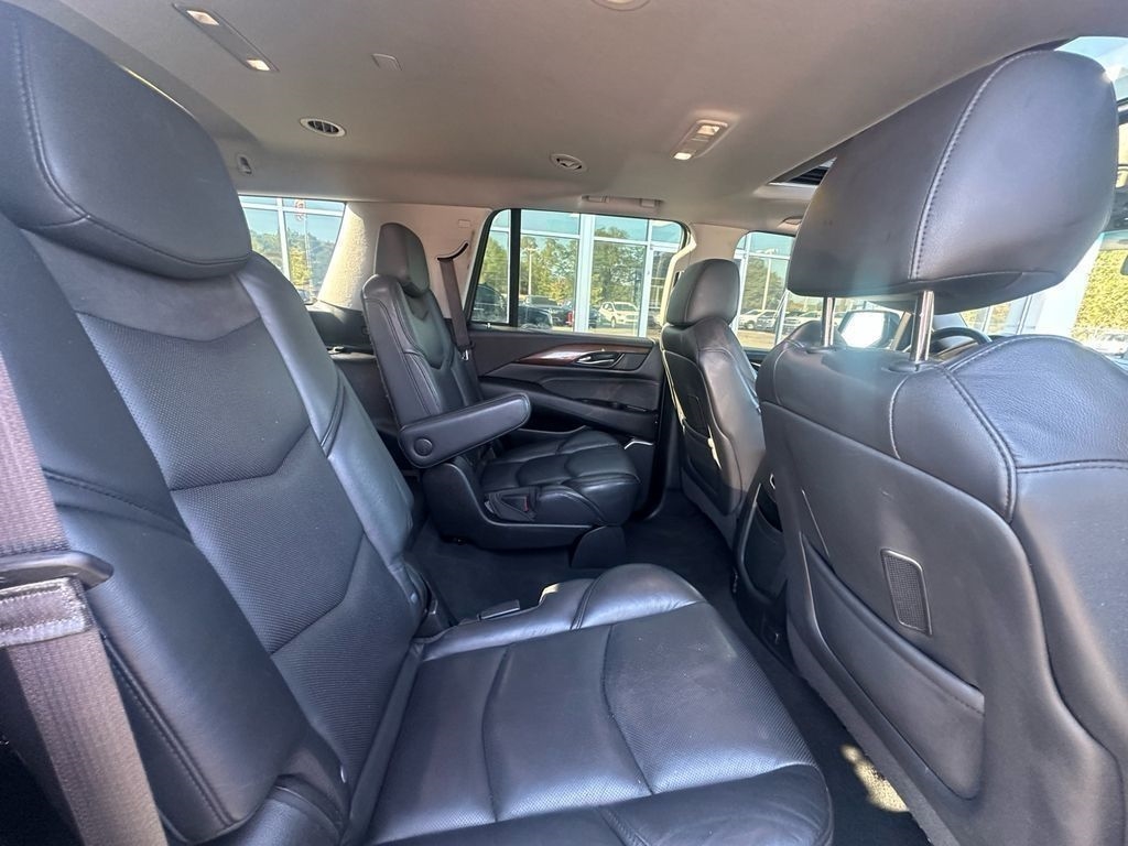 Cadillac Escalade 2WD 4dr Luxury 2020