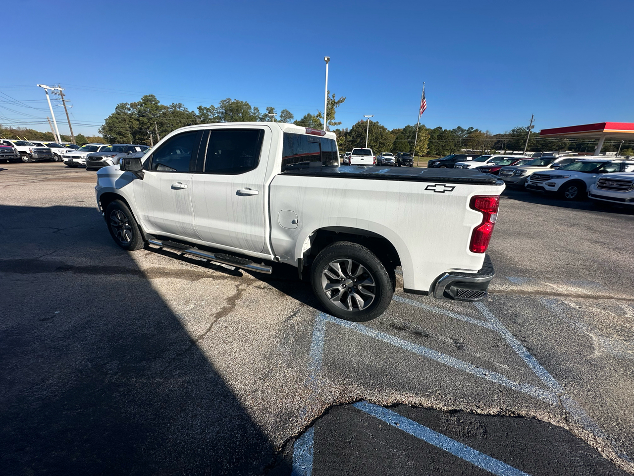 Chevrolet Silverado 1500 2WD Crew Cab 147" LT 2020