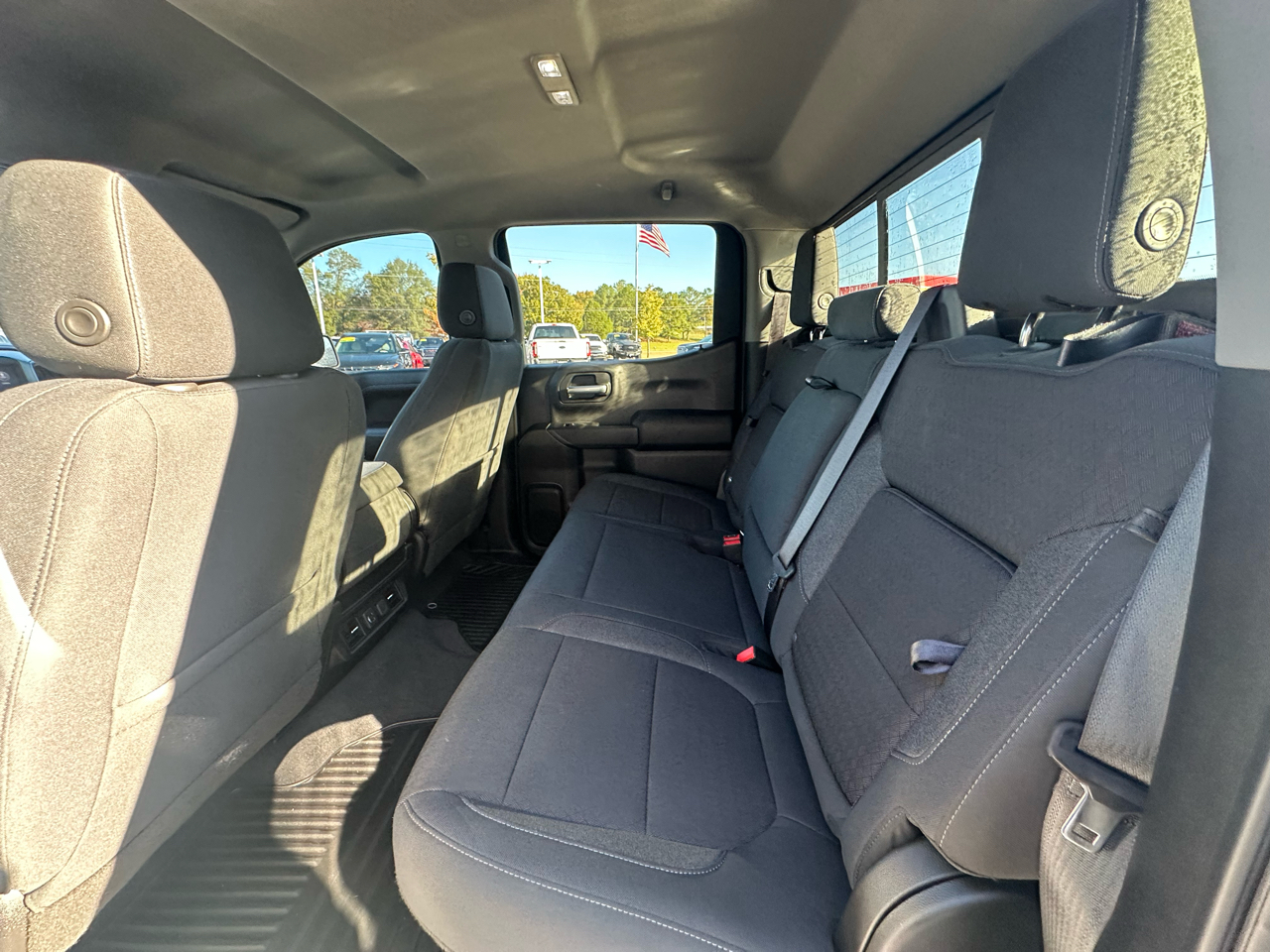 Chevrolet Silverado 1500 2WD Crew Cab 147" LT 2020