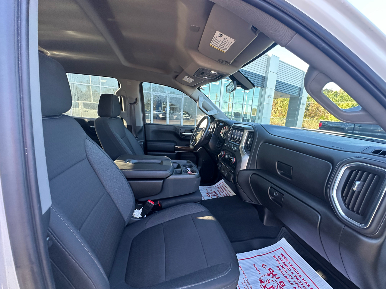 Chevrolet Silverado 1500 2WD Crew Cab 147" LT 2020