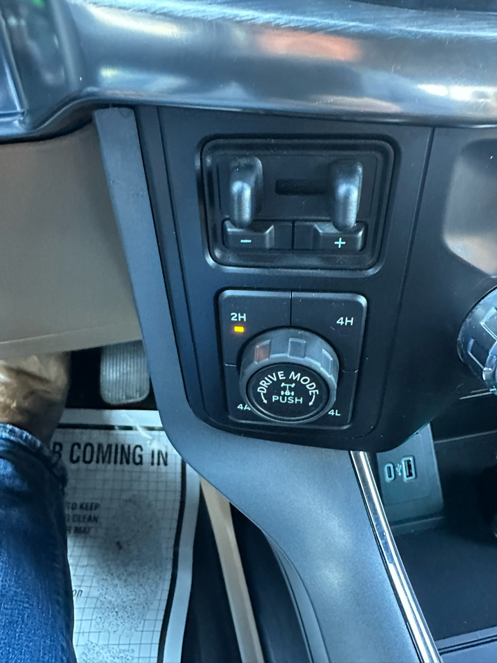 Ford F-150 Lariat SuperCrew 4WD 2021