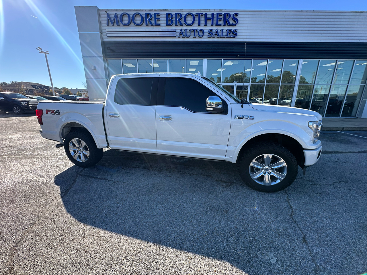2018 Ford F-150 4WD SuperCrew 145" Platinum