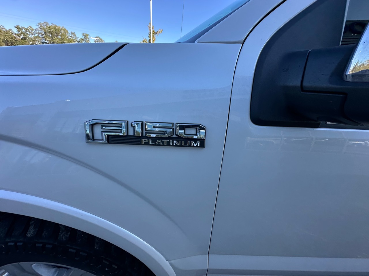 Ford F-150 4WD SuperCrew 145" Platinum 2018