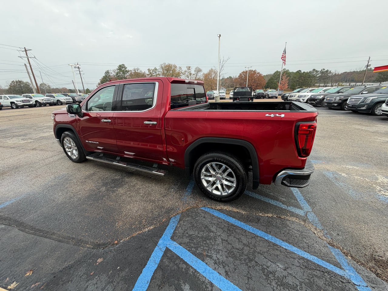 2021 Gmc Sierra 1500 SLT photo 2