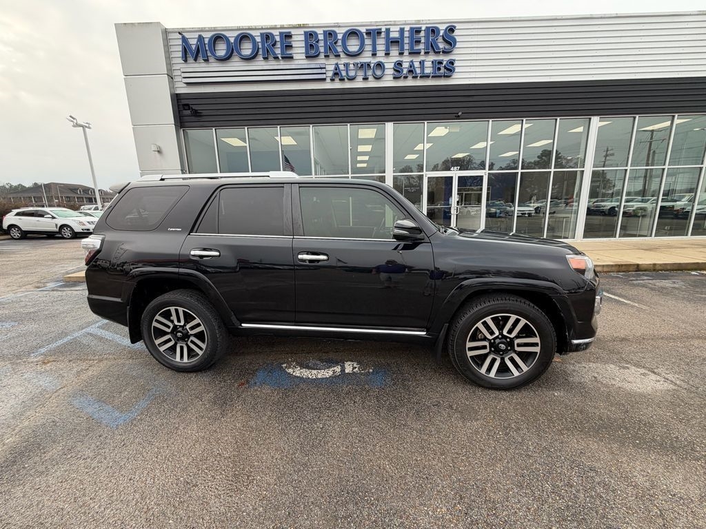 2017 Toyota 4Runner TRD Off Road Premium 4WD (Natl)