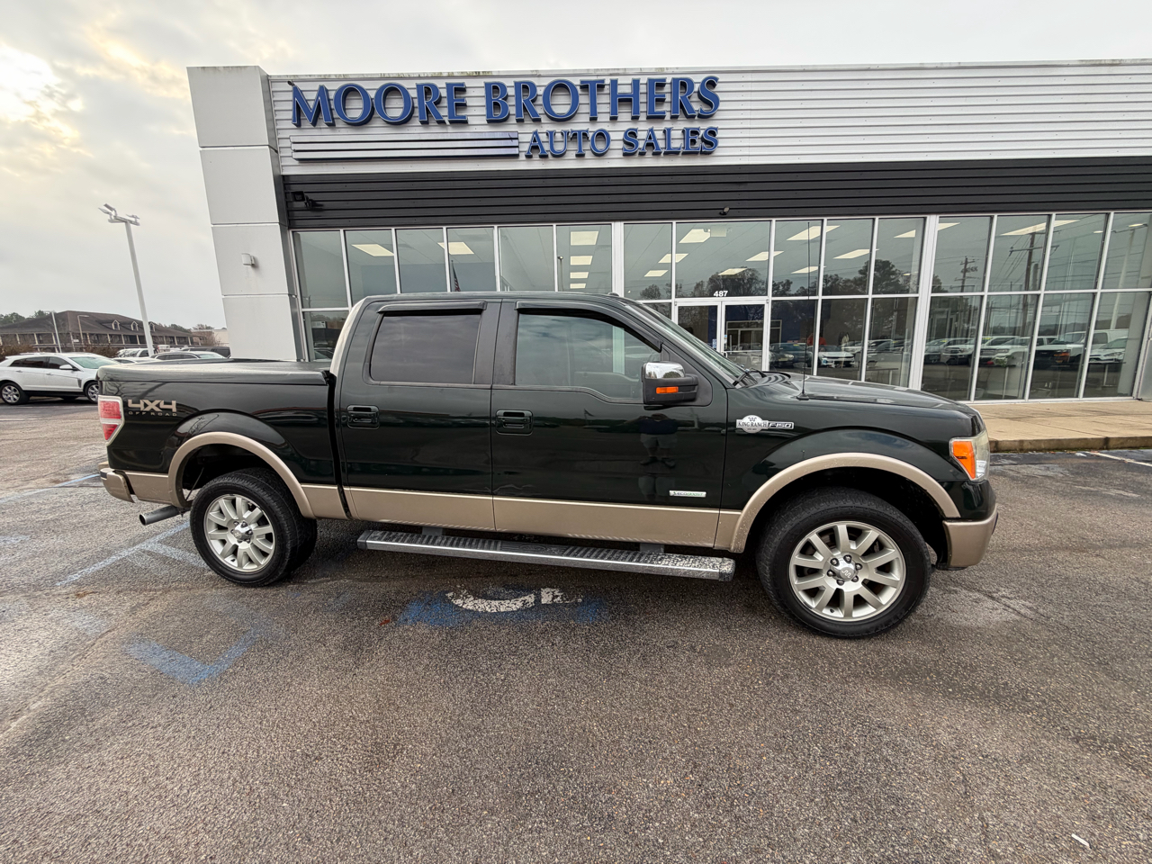 2012 Ford F-150 4WD SuperCrew 145" Platinum