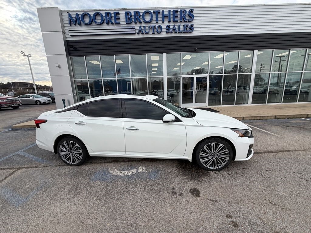 2023 Nissan Altima 2.5 SL AWD Sedan