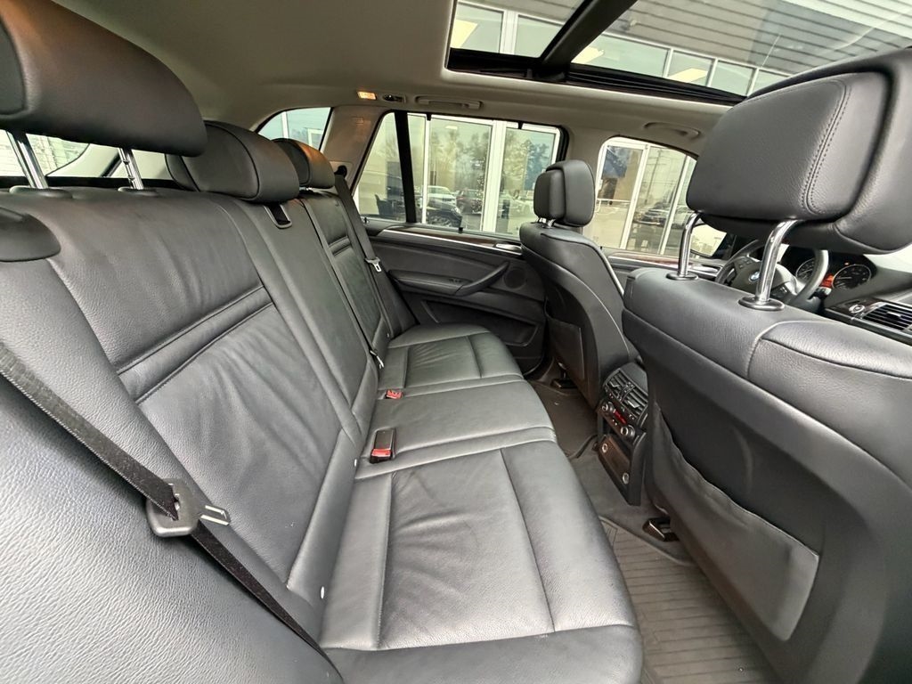 BMW X5 AWD 4dr 35i 2012