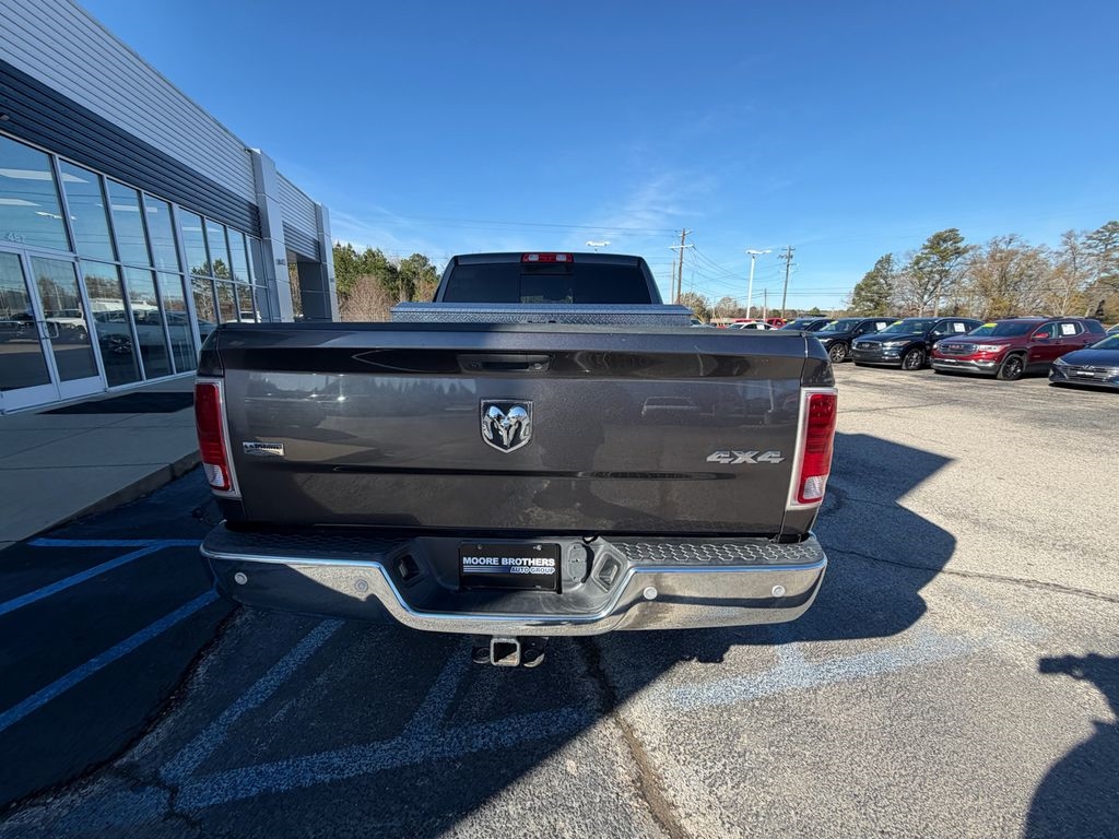 RAM 3500 4WD Crew Cab 149" Laramie 2016