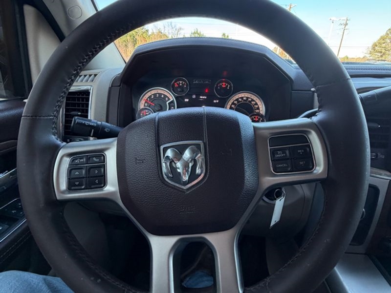 RAM 3500 4WD Crew Cab 149" Laramie 2016