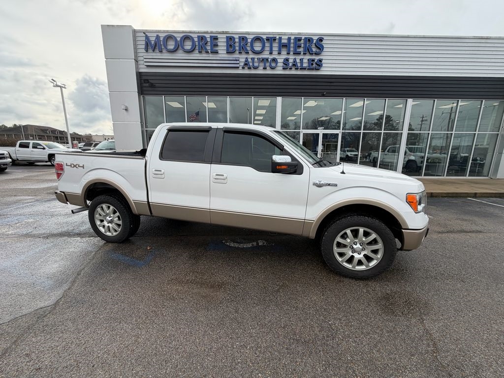 2011 Ford F-150 4WD SuperCrew 145" Platinum