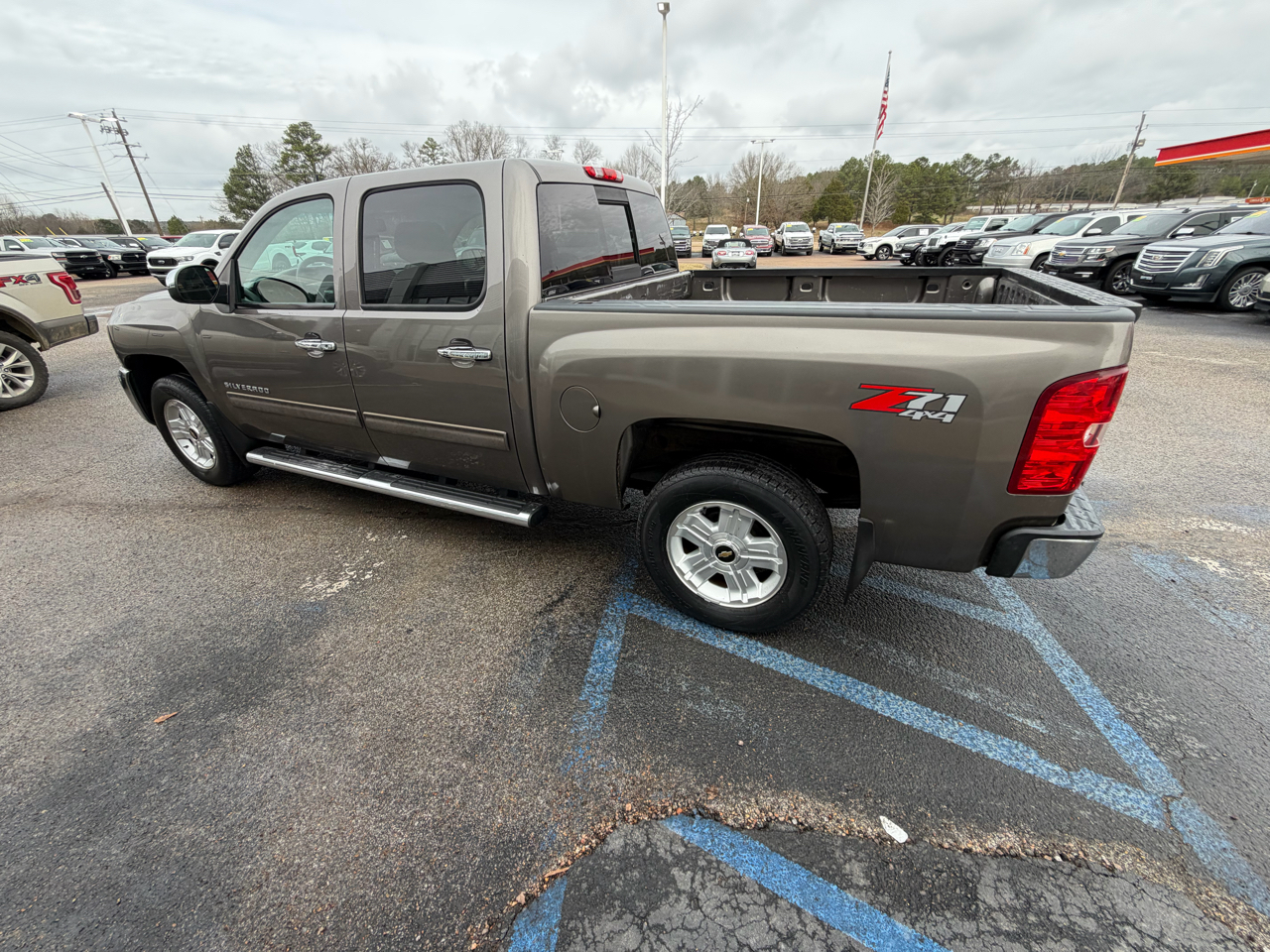 Chevrolet Silverado 1500 4WD Crew Cab 143.5" LT 2013