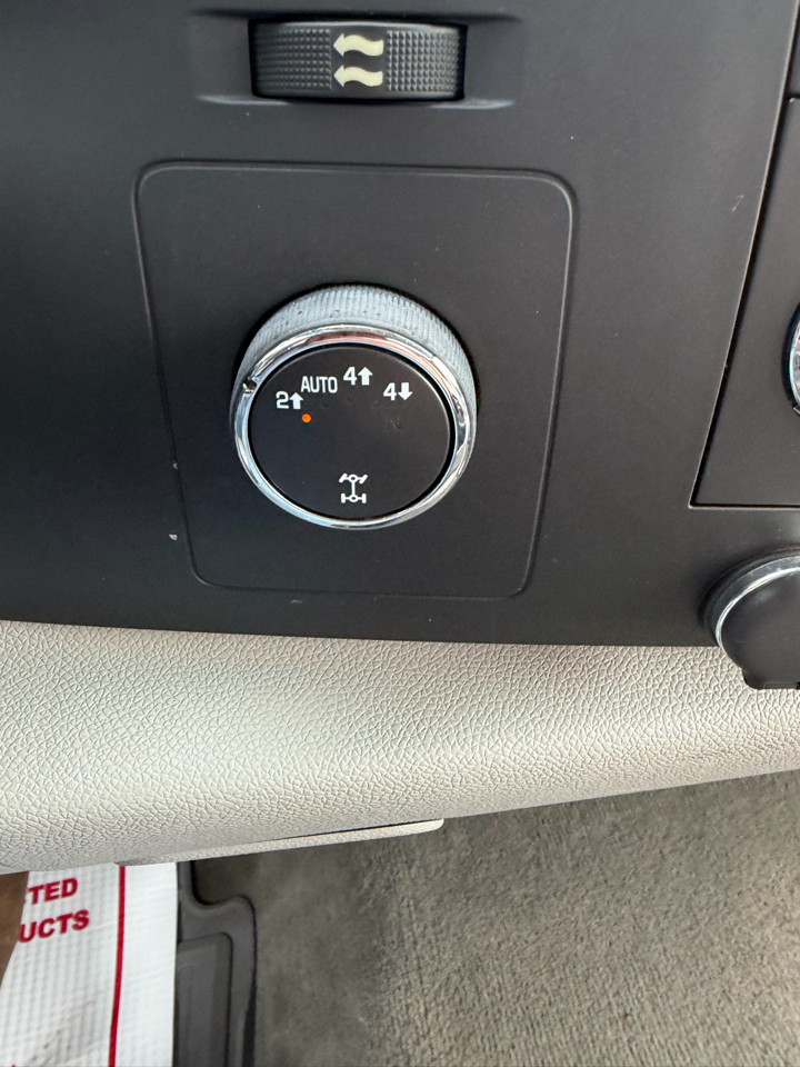 Chevrolet Silverado 1500 4WD Crew Cab 143.5" LT 2013