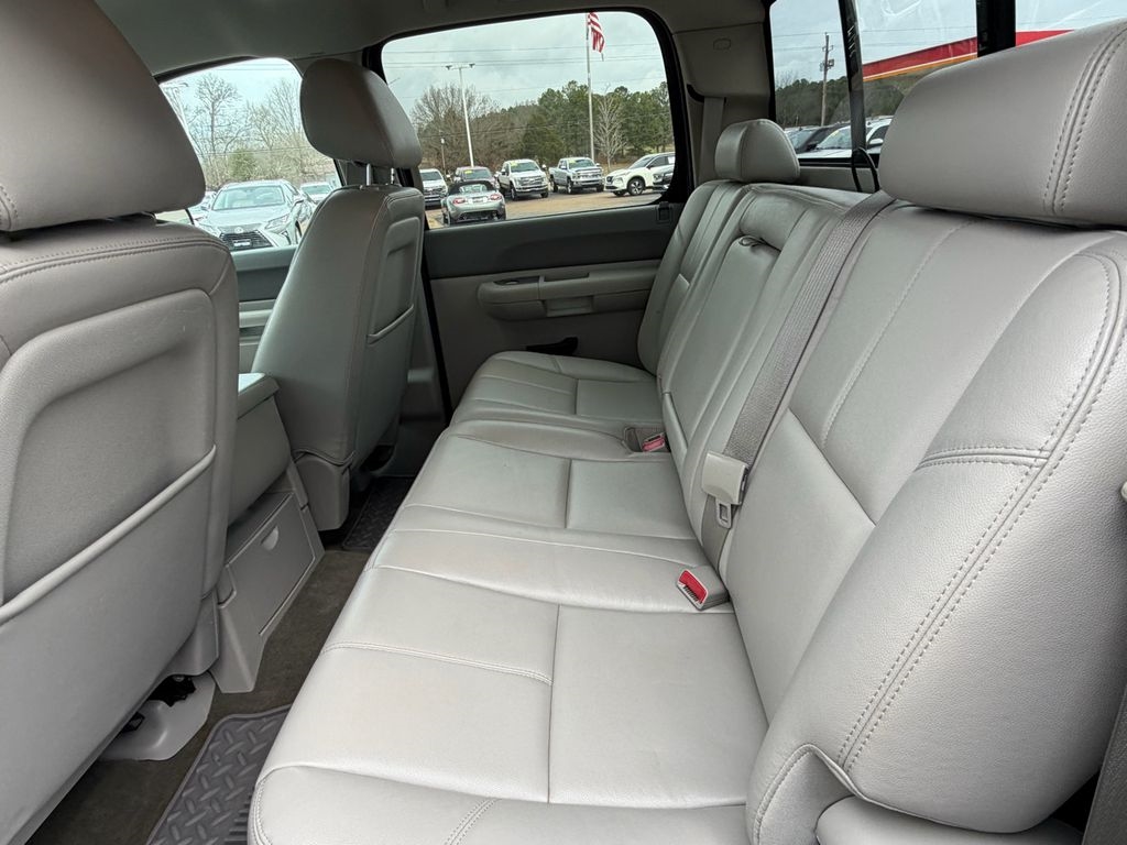 Chevrolet Silverado 1500 4WD Crew Cab 143.5" LT 2013