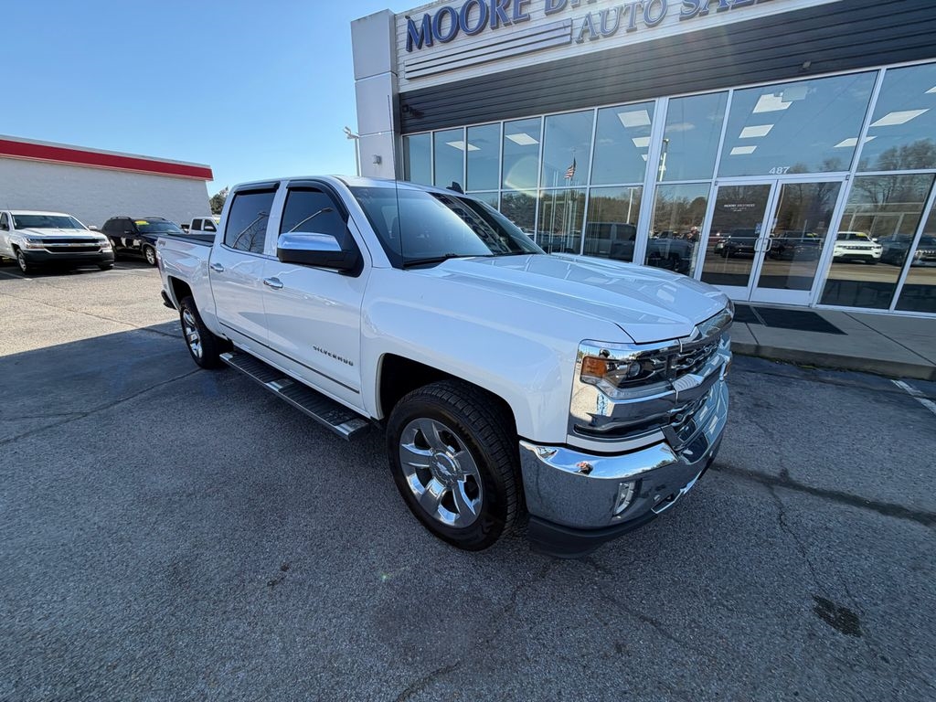 Chevrolet Silverado 1500 4WD Crew Cab 143.5" LTZ w/1LZ 2018