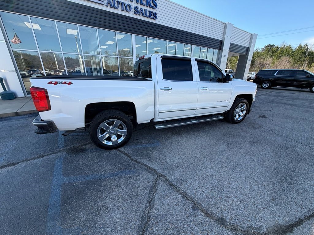 Chevrolet Silverado 1500 4WD Crew Cab 143.5" LTZ w/1LZ 2018
