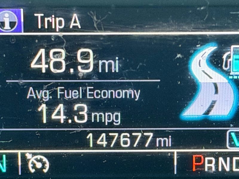 Chevrolet Silverado 1500 4WD Crew Cab 143.5" LTZ w/1LZ 2018