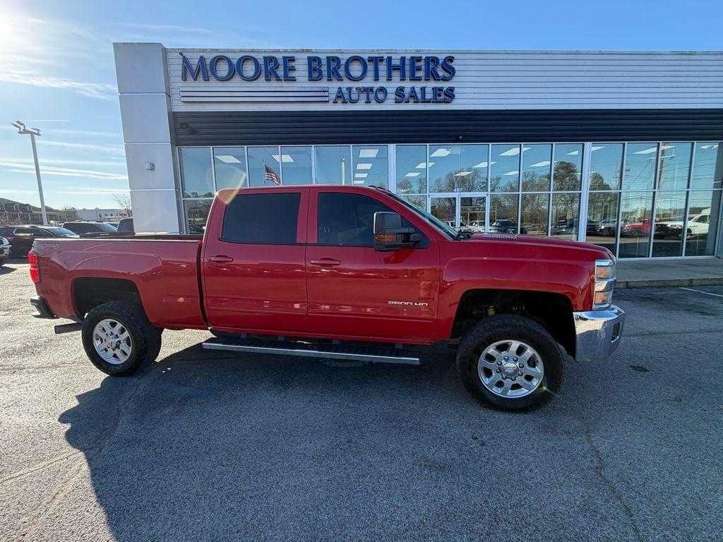2015 Chevrolet Silverado 2500HD Built After Aug 14 4WD Crew Cab 153.7" LT