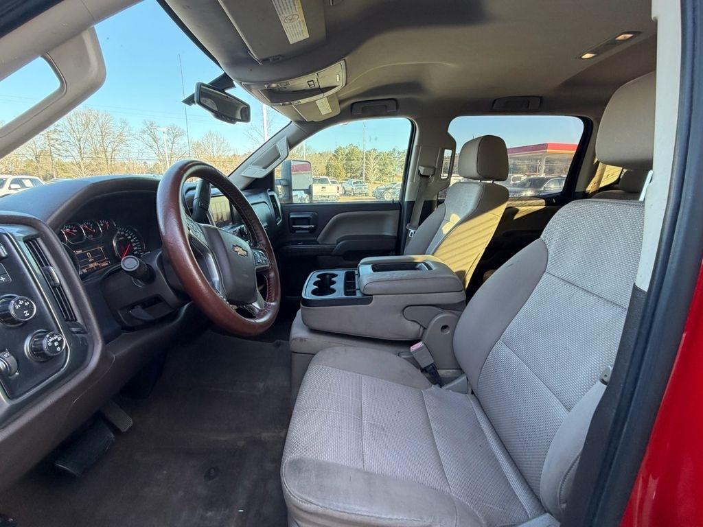 Chevrolet Silverado 2500HD Built After Aug 14 4WD Crew Cab 153.7" LT 2015