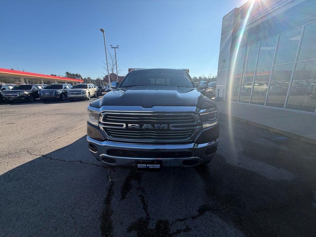 RAM 1500 Laramie 4x4 Crew Cab 5'7" Box 2021