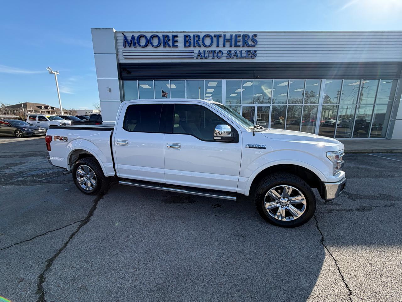 2018 Ford F-150 4WD SuperCrew 139" Lariat