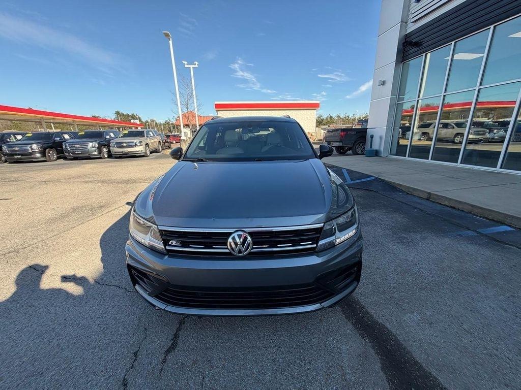 Volkswagen Tiguan 2.0T SE R-Line Black FWD 2020
