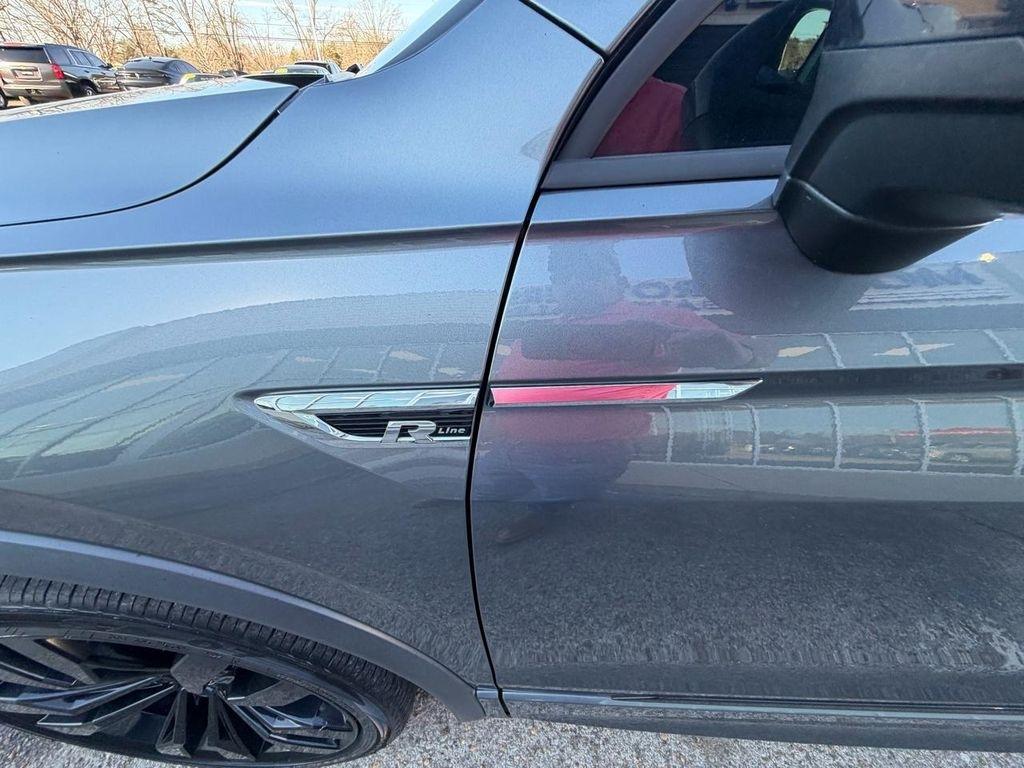 Volkswagen Tiguan 2.0T SE R-Line Black FWD 2020