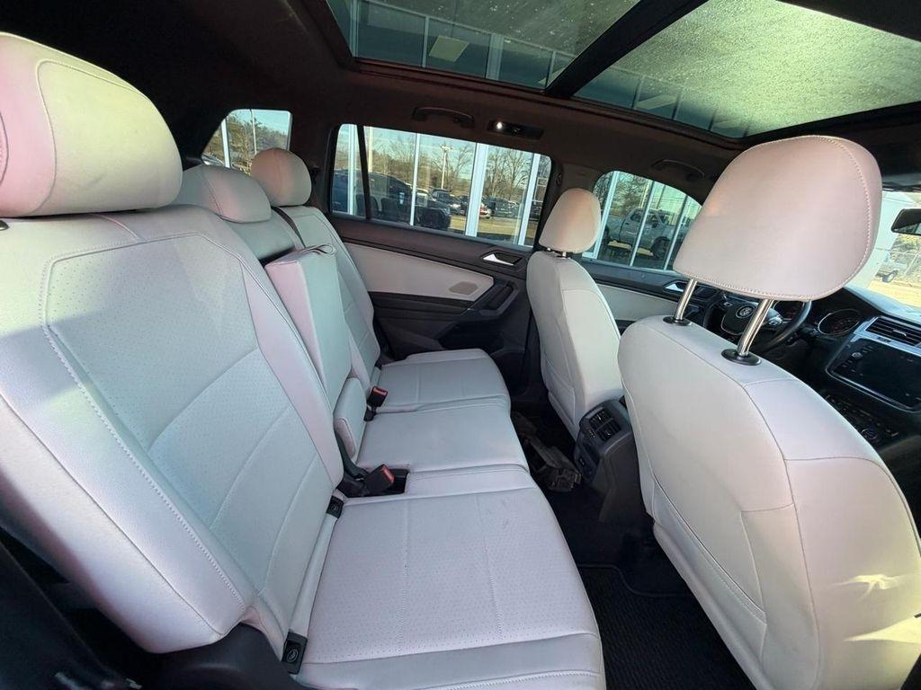 Volkswagen Tiguan 2.0T SE R-Line Black FWD 2020